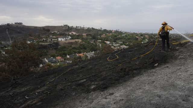 Norte, Bryson fires: Crews make progress on brush fires in Los ...